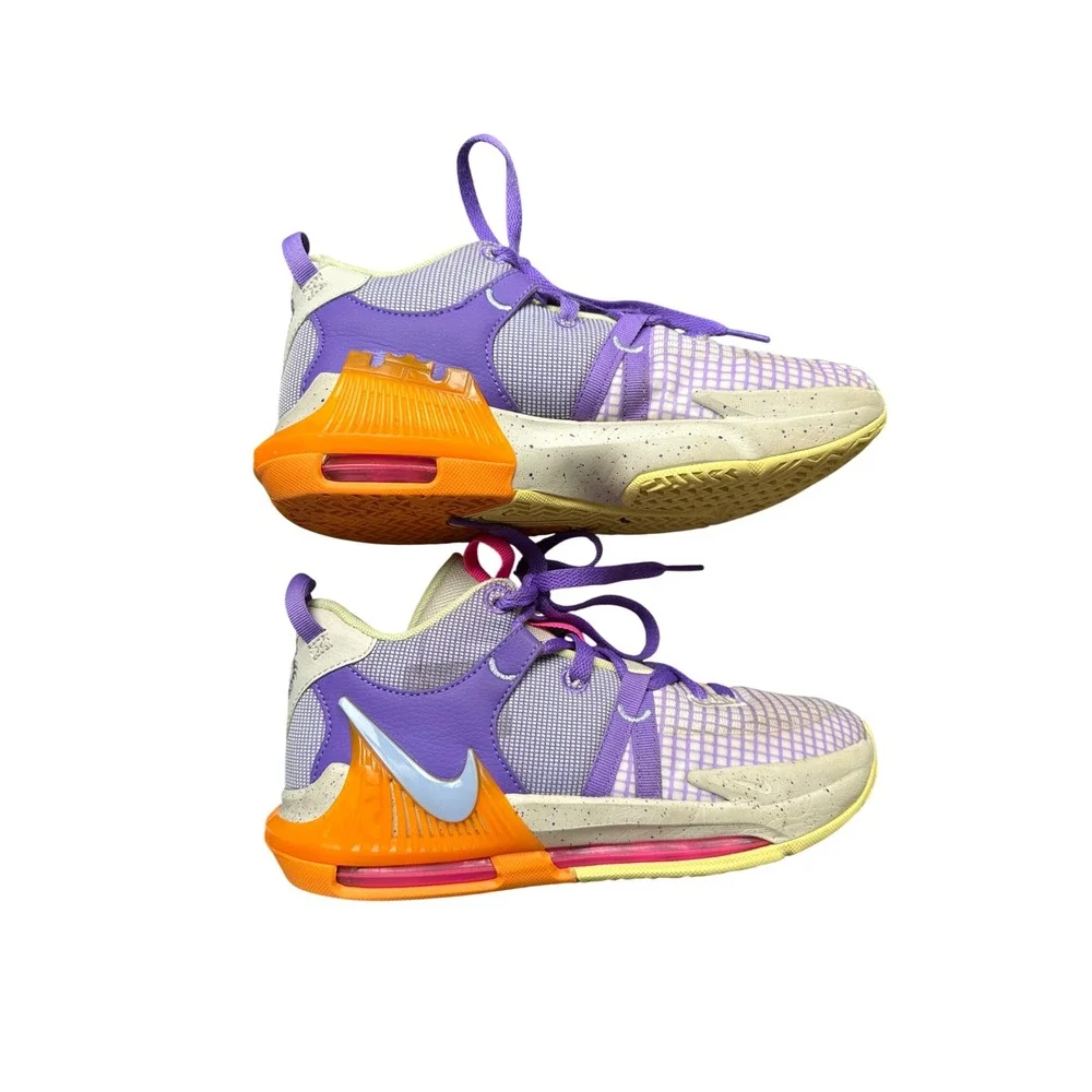 Nike LeBron 21 GS Purple Gaze Basketball Shoes DQ8650-101 Mens 5.5Y Womens 7